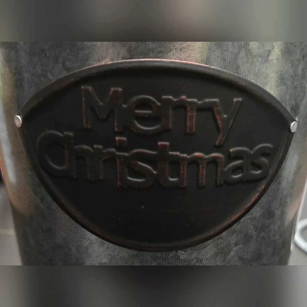 Dillard’s Trimsetter 14” Tall Galvanized “Merry Christmas”Tin/Pail W/Handles NWT